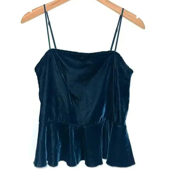 Free People Intimately Green Velvet Peplum Easy Swing Cami Tank Top - Size XS - Picture 1 of 4